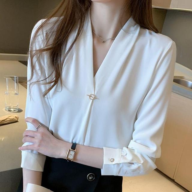 Long-Sleeve V-Neck Plain Blouse Product Image