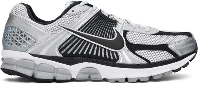 NIKE Black & Silver Zoom Vomero 5 Sneakers Product Image