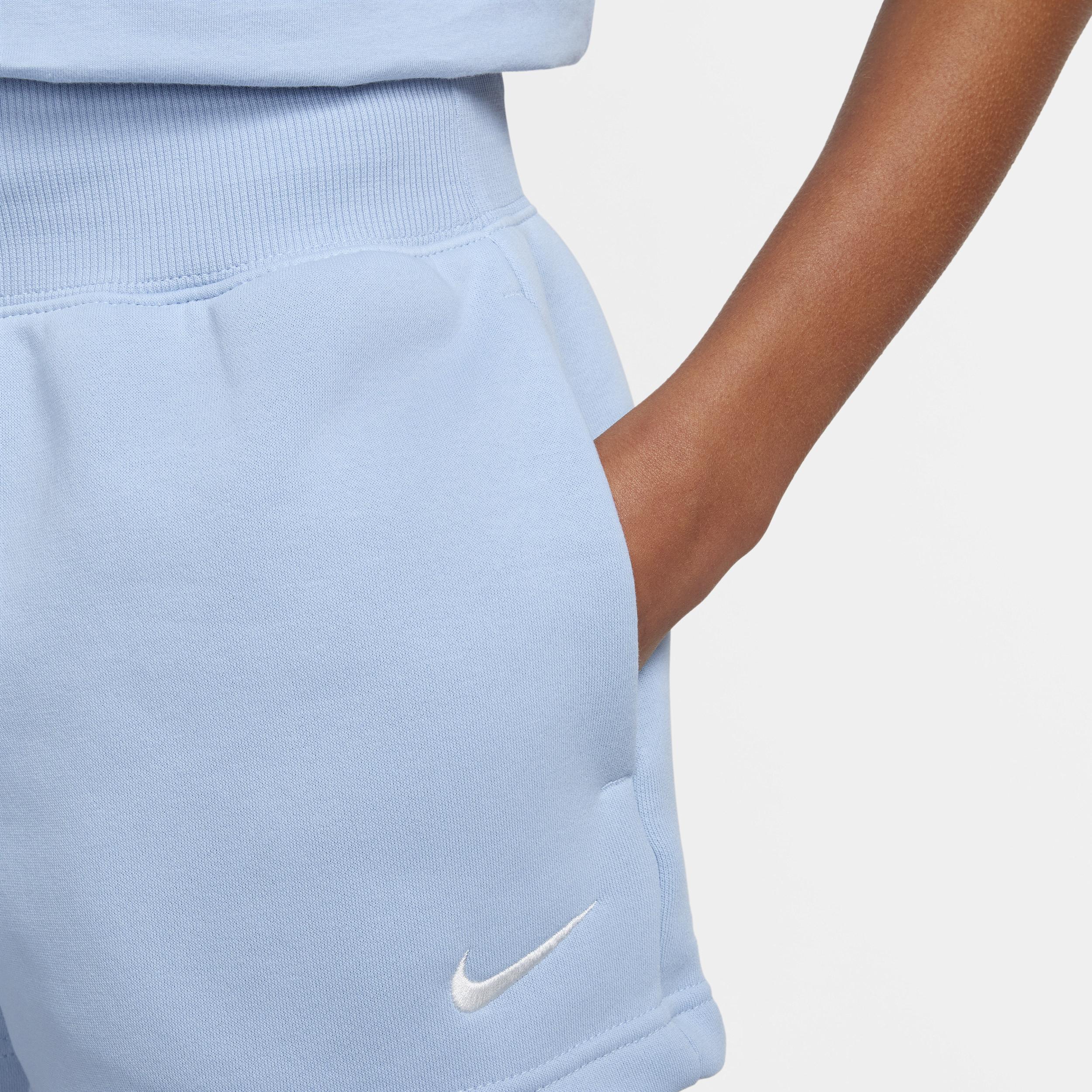 Women's Nike Sportswear Phoenix Fleece High-Waisted Loose Shorts Product Image