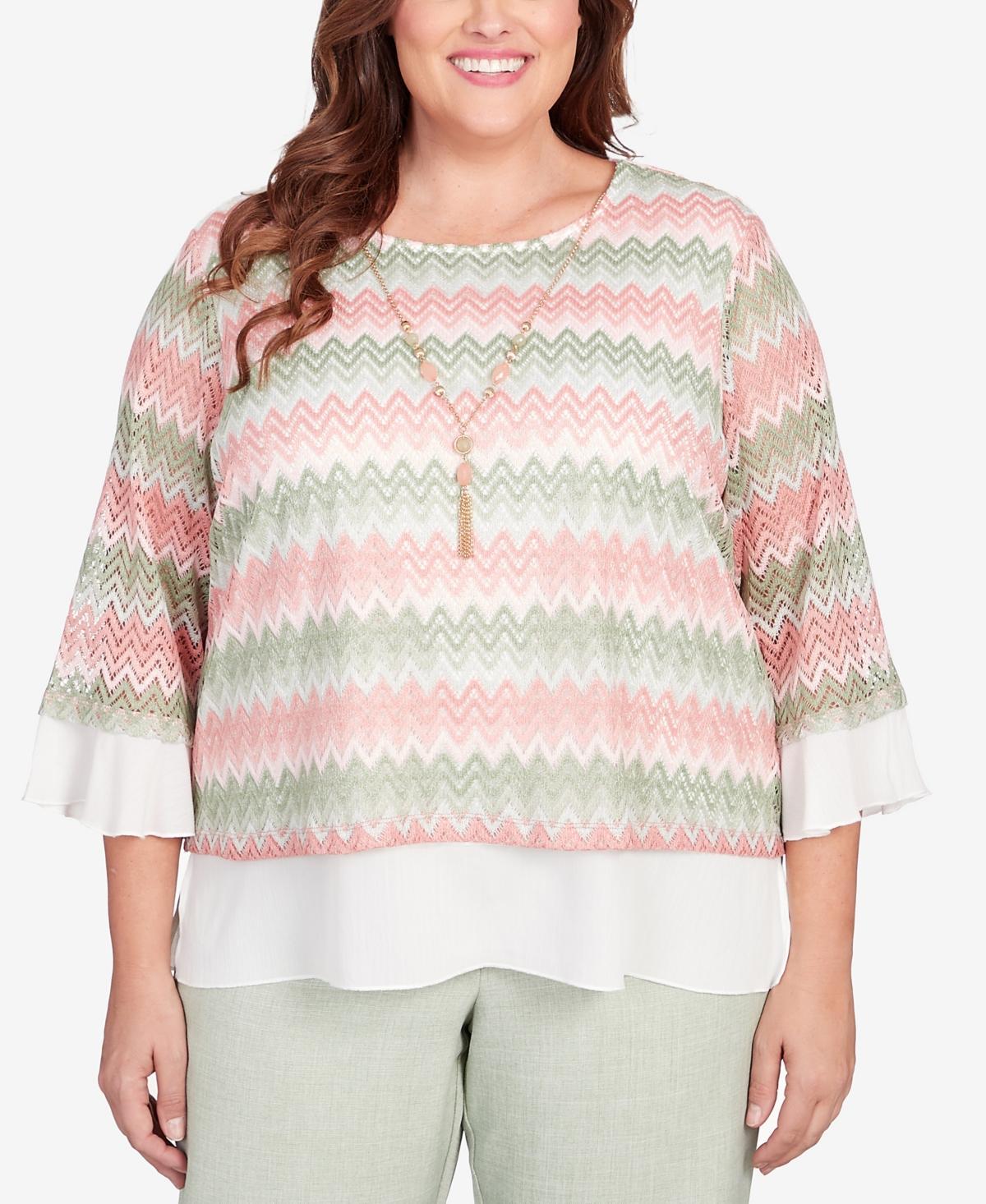 Alfred Dunner Plus Size English Garden Zig Zag Texture Top with Necklace Product Image