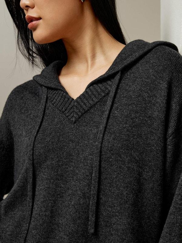 V Neck Wool-Cashmere Blend Hoodie Product Image