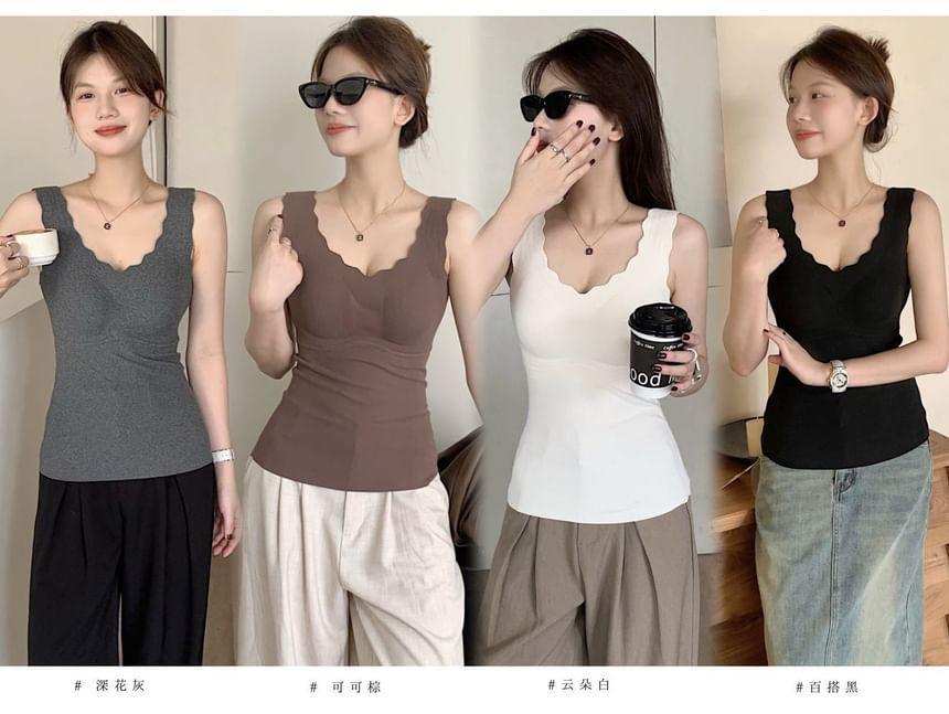 V-Neck Plain Padded Tank Top Product Image