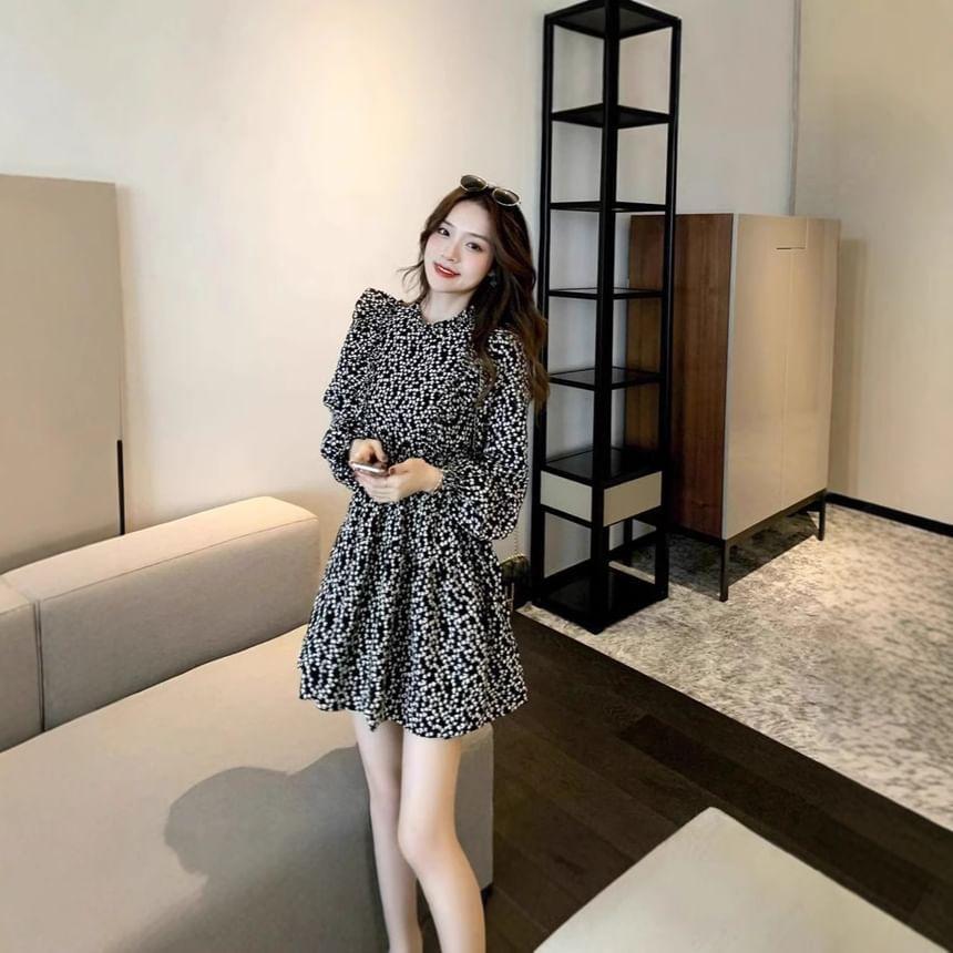 Puff-Sleeve Patterned Mini A-Line Dress Product Image