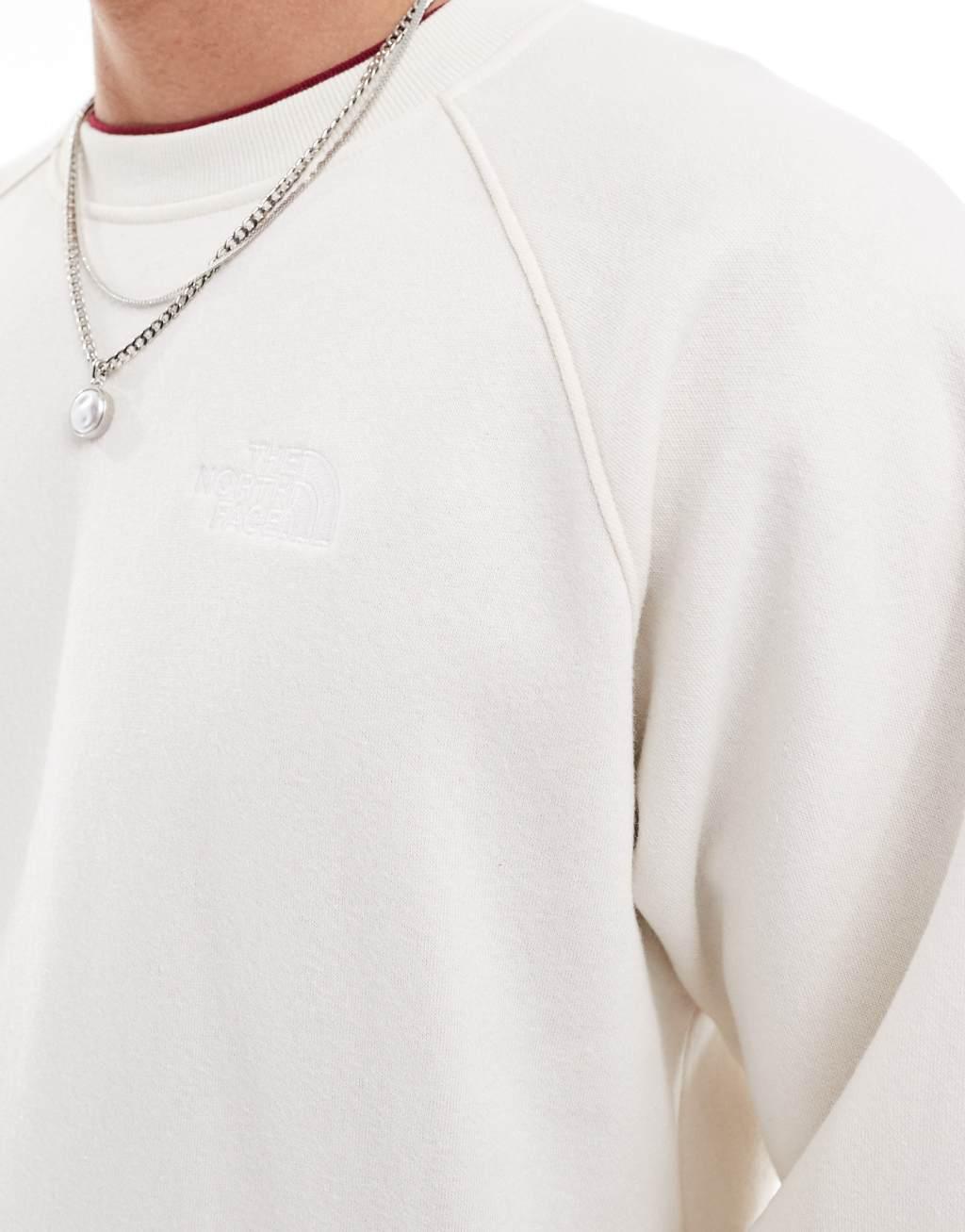 The North Face Evolution crew neck sweatshirt in white dune Product Image