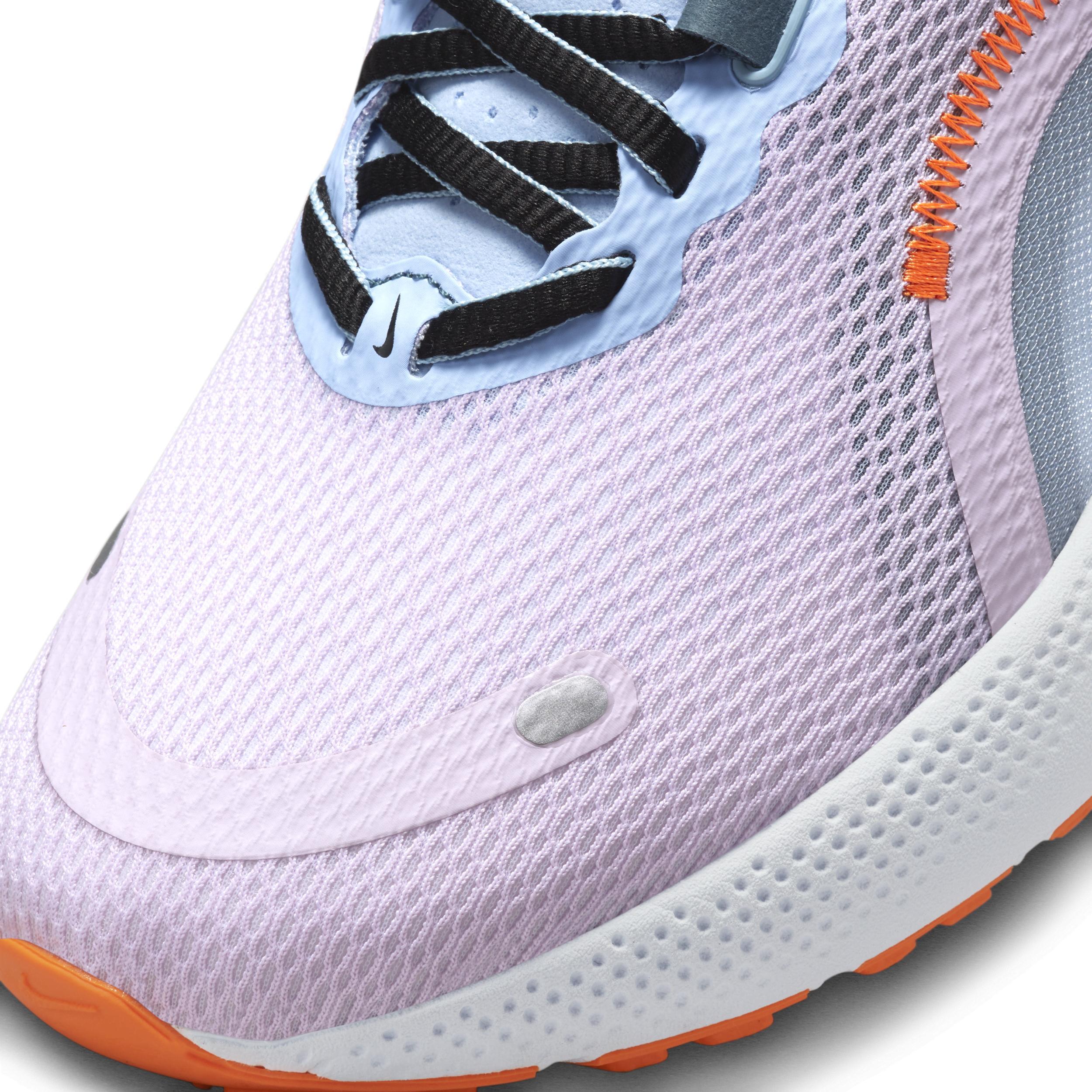 Nike Women's Escape Run 2 Road Running Shoes Product Image