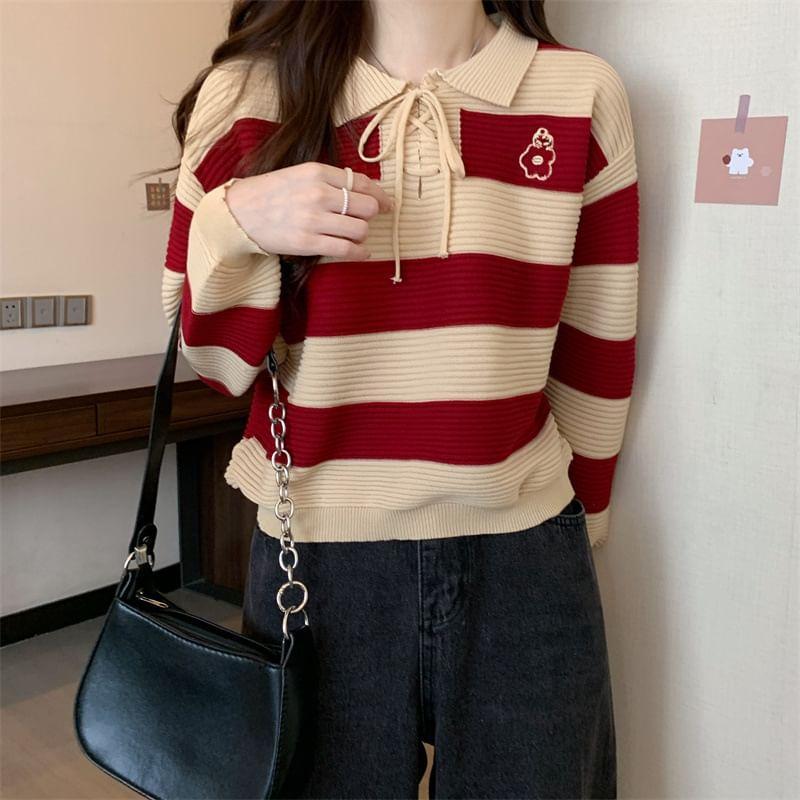 Collar Two Tone Lace-Up Sweater Product Image