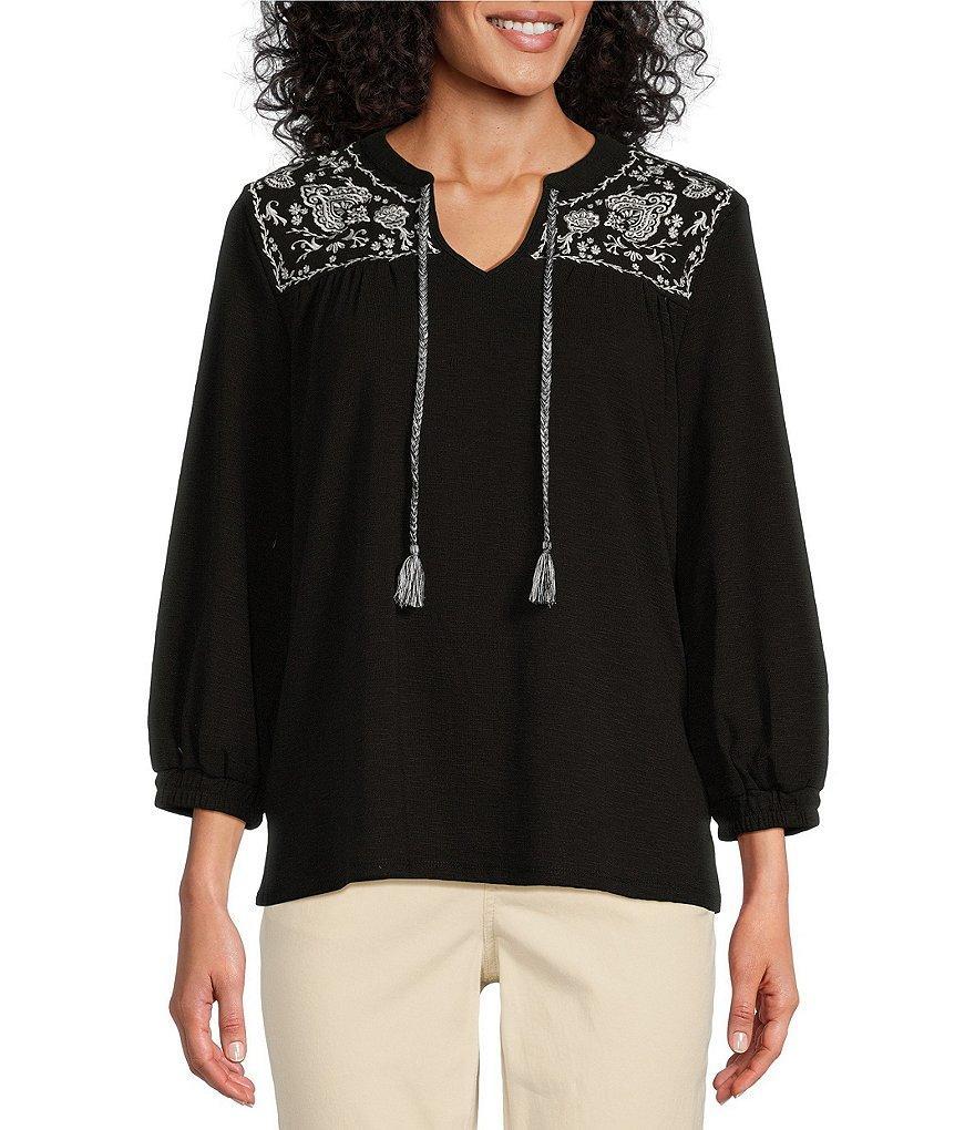 Westbound Knit V-Neck Long Sleeve Embroidered Top Product Image