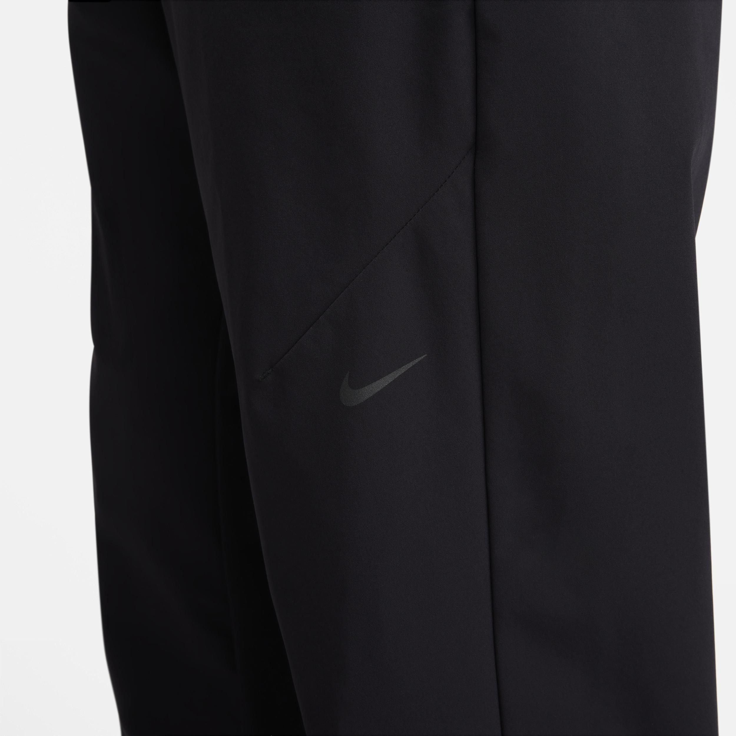 Nike Men's A.P.S. Dri-FIT Woven Versatile Pants Product Image