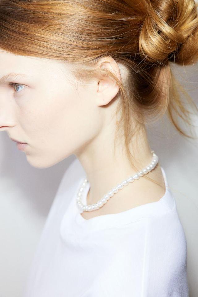 H & M - Beaded Necklace - White Product Image