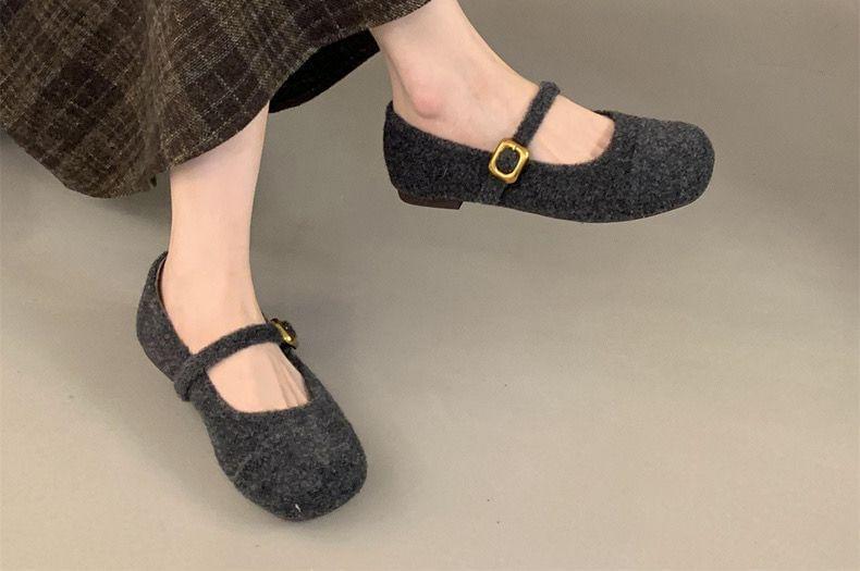 Fleece Plain Flats Product Image