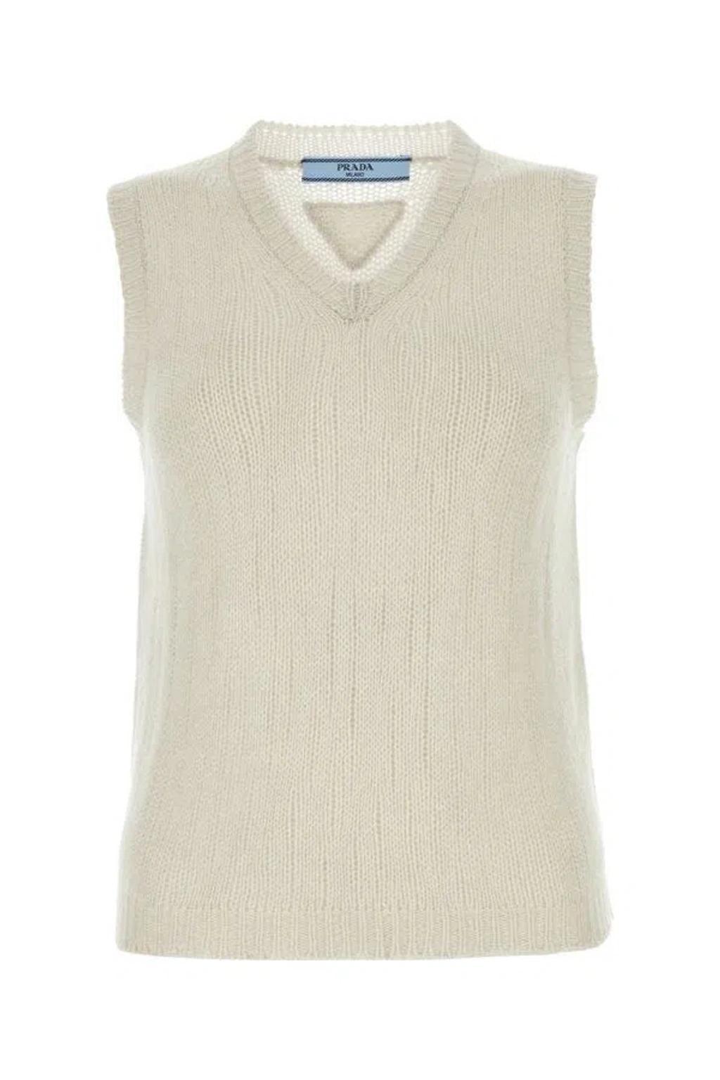 Knitwear In White Product Image