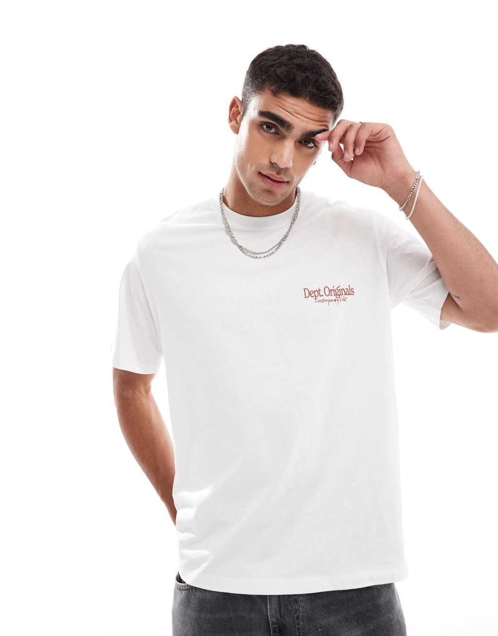 Jack & Jones oversized T-shirt with bottle back print in white Product Image