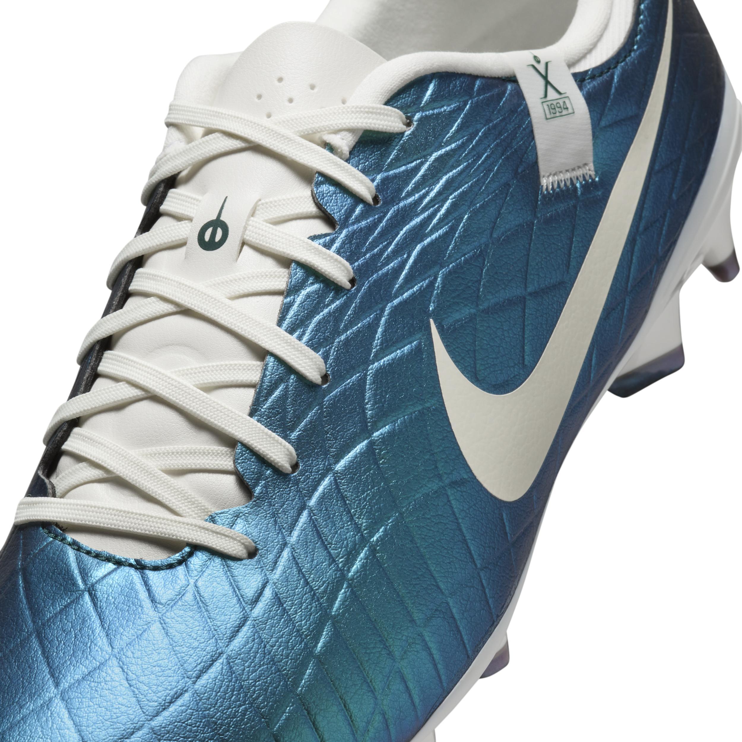 Nike Men's Tiempo Emerald Legend 10 Academy MG Low-Top Soccer Cleats Product Image