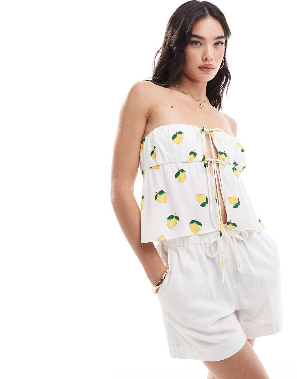 Stradivarius bandeau top in lemon print  Product Image