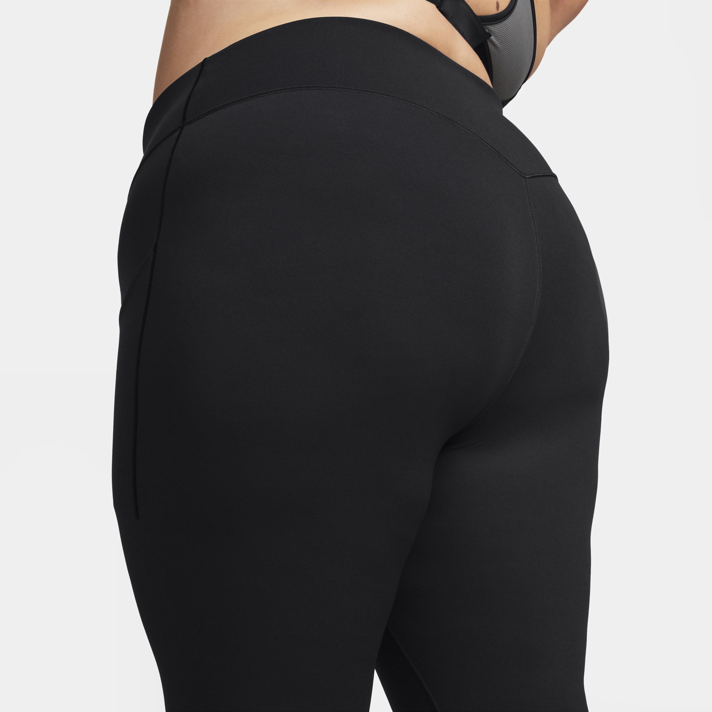 Nike Women's Universa Medium-Support High-Waisted Cropped Leggings with Pockets (Plus Size) Product Image