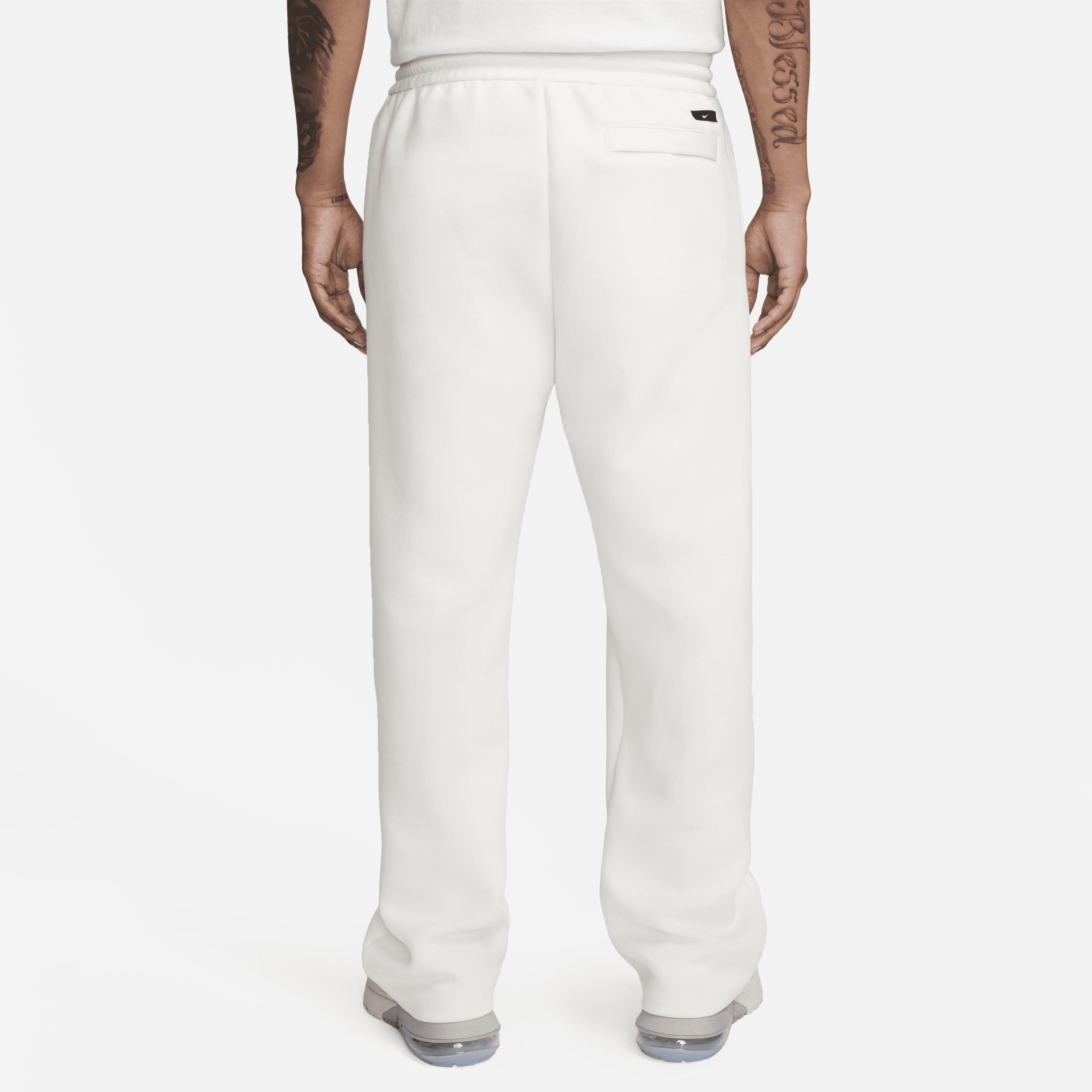 Men's Nike Sportswear Tech Fleece Reimagined Loose Fit Open Hem Sweatpants Product Image