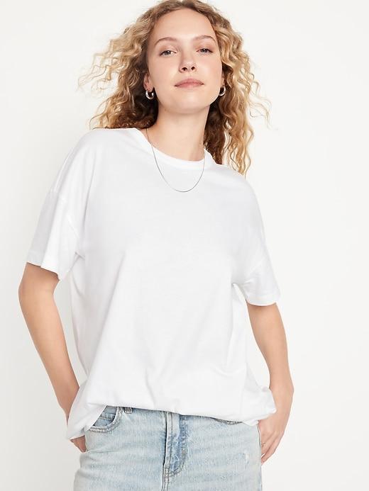 Oversized EveryWear T-Shirt Product Image