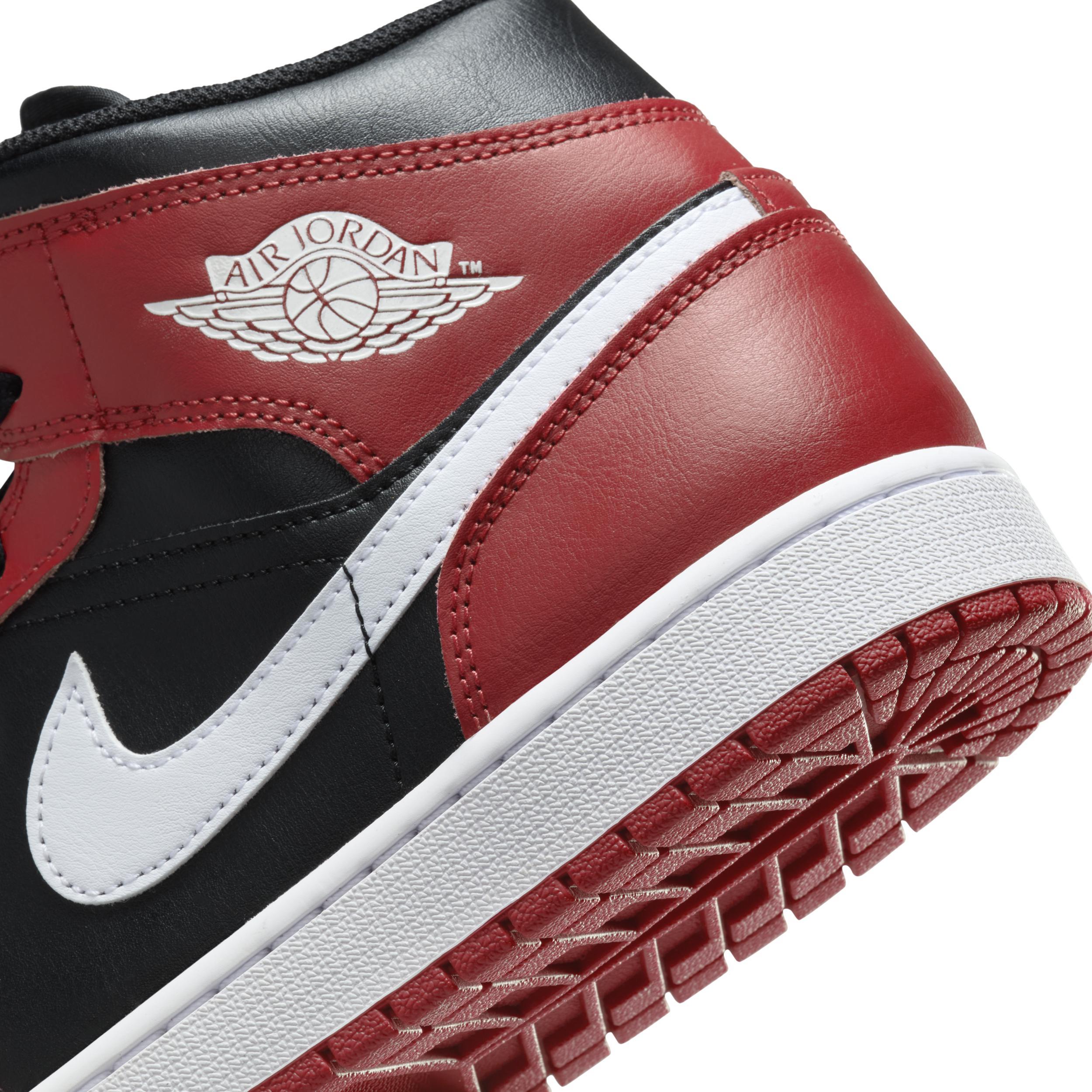 Men's Air Jordan 1 Mid Shoes Product Image