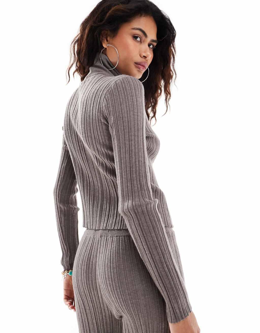 Urban Revivo plissed zip up funnel neck sweater in taupe - part of a set Product Image