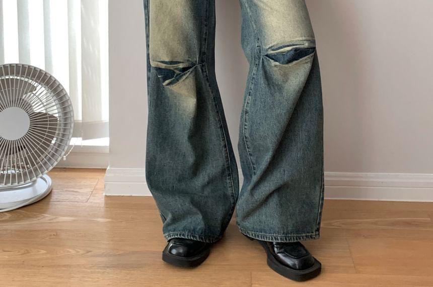 Low Waist Washed Wide Leg Jeans Product Image