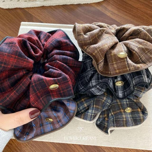 Plaid Patterned Scrunchie Product Image