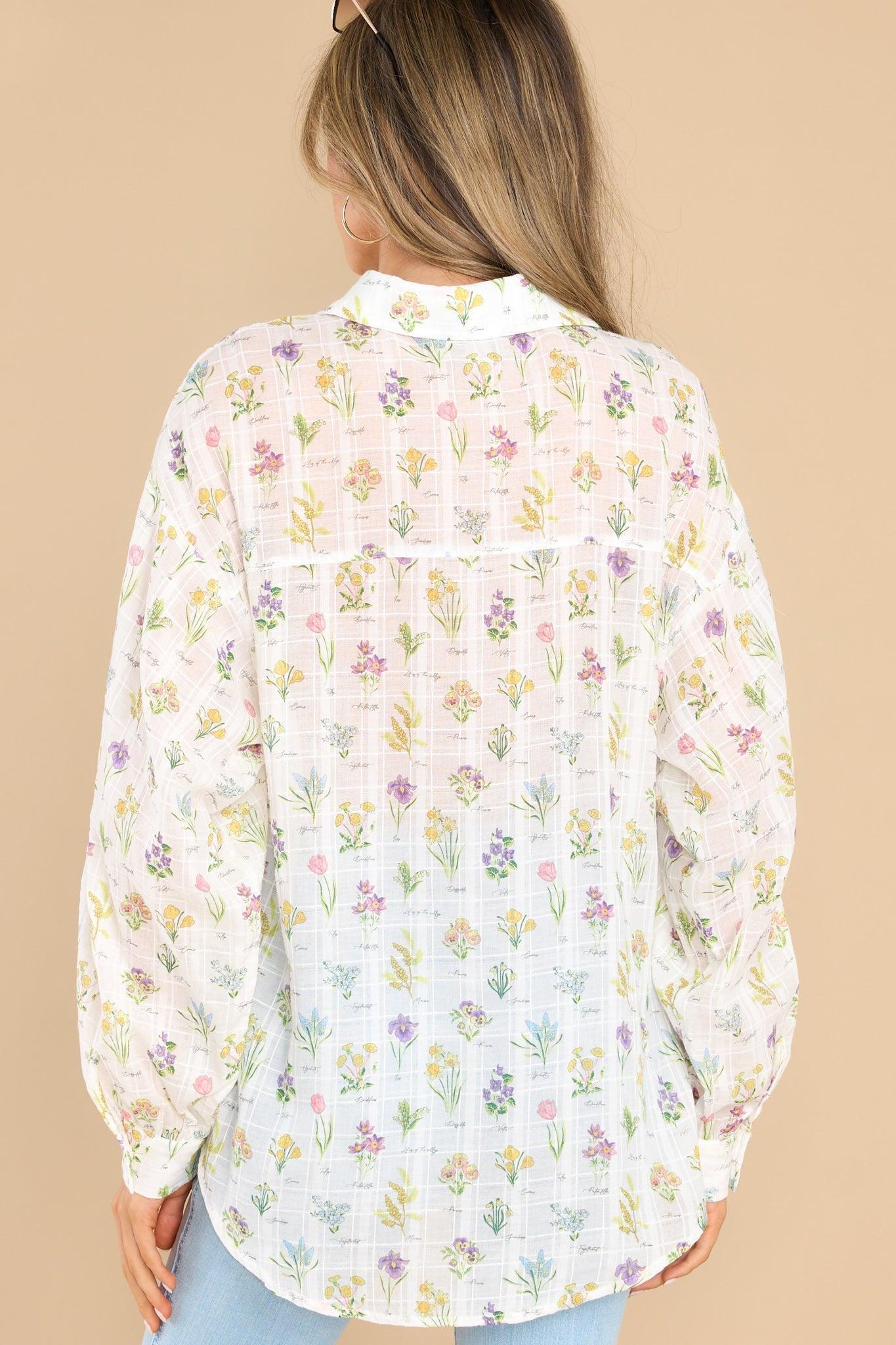 Aura Life In Full Bloom Ivory Floral Top Product Image