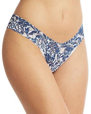 Printed Low-Rise Signature Lace Thong Product Image