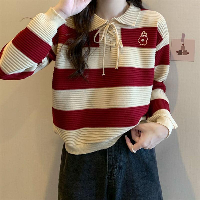 Collar Two Tone Lace-Up Sweater Product Image