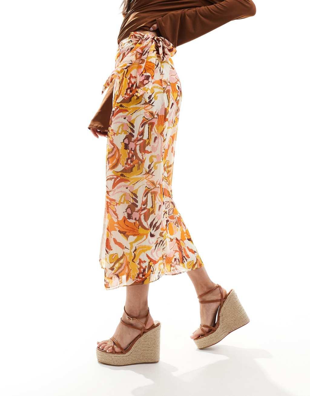 Style Cheat wrap midi skirt in floral print Product Image