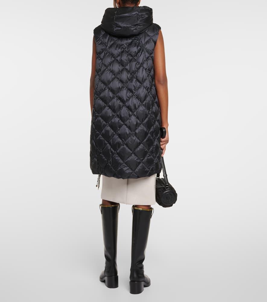 MAX MARA The Cube Sisoft Quilted Down Vest In Black Product Image