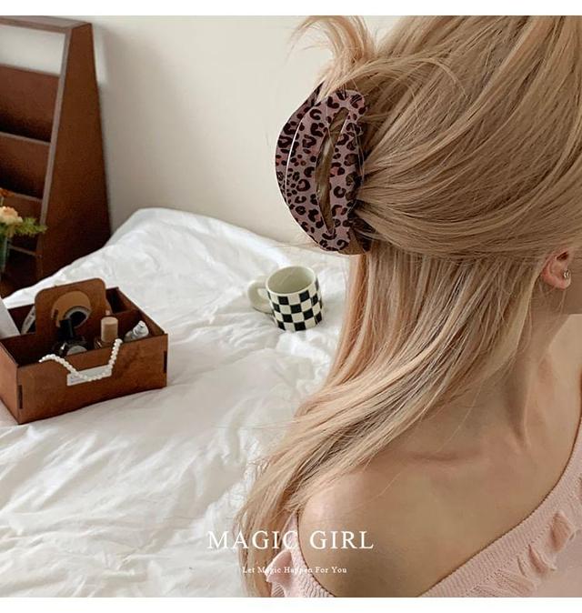 Leopard Print Hair Claw Product Image