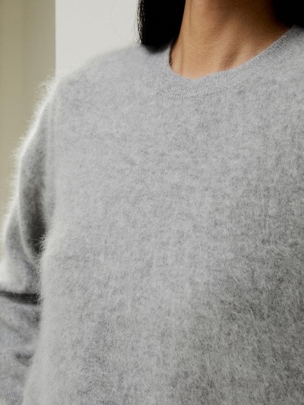 Brushed Cashmere Pullover Sweater Product Image