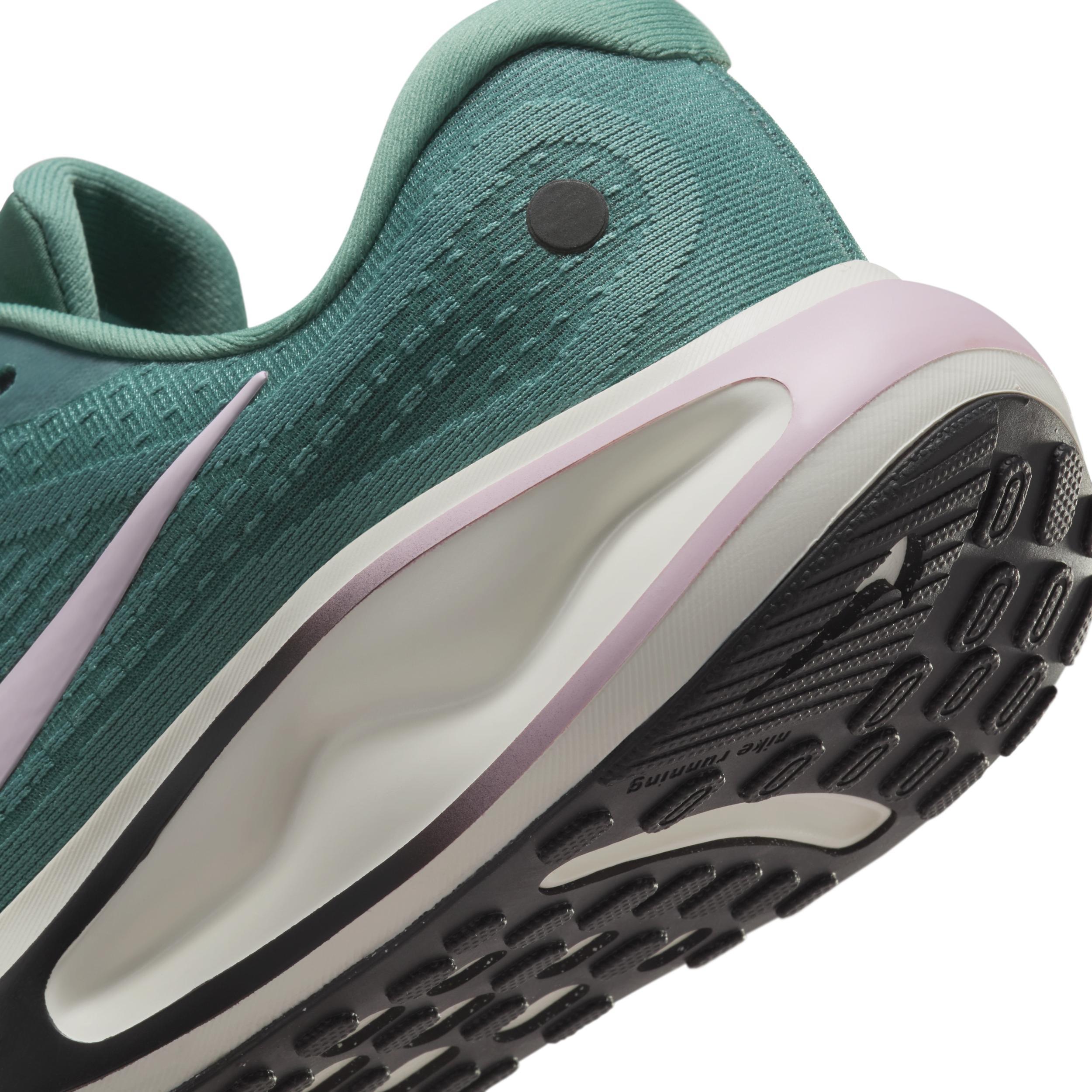 Nike Women's Journey Run Road Running Shoes Product Image