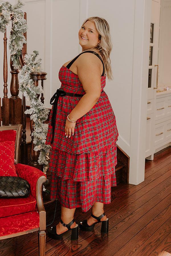 Holiday Harmony Plaid Tiered Midi Curves Product Image