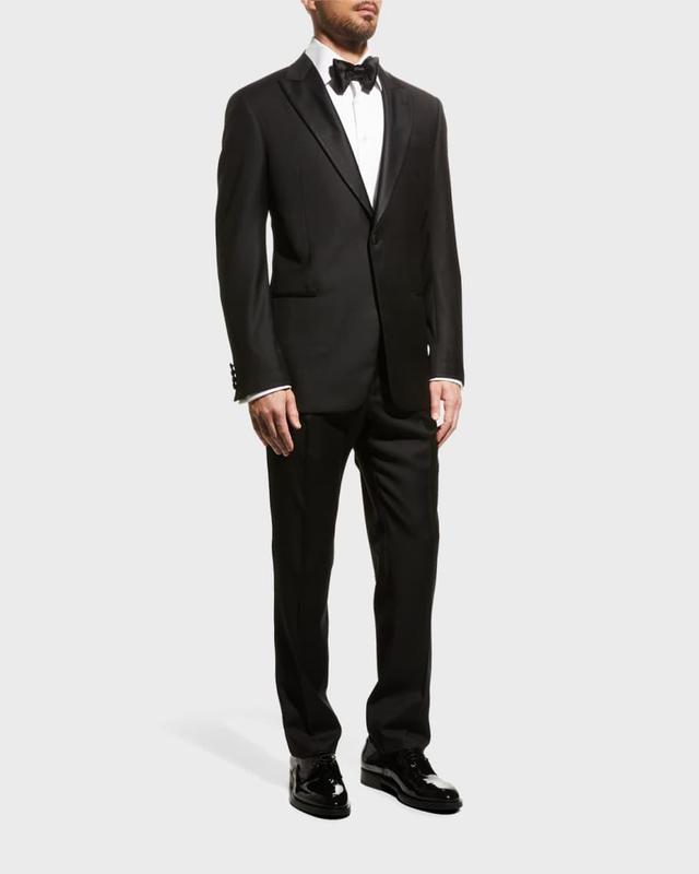 Men's Solid Peak-Lapel Tuxedo Product Image