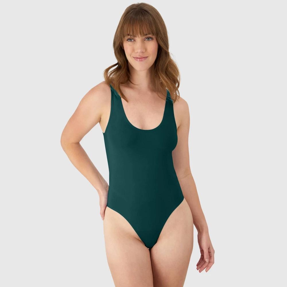 Maidenform M Womens Seamless Smoothing Bodysuit MST001 - Caper M Product Image