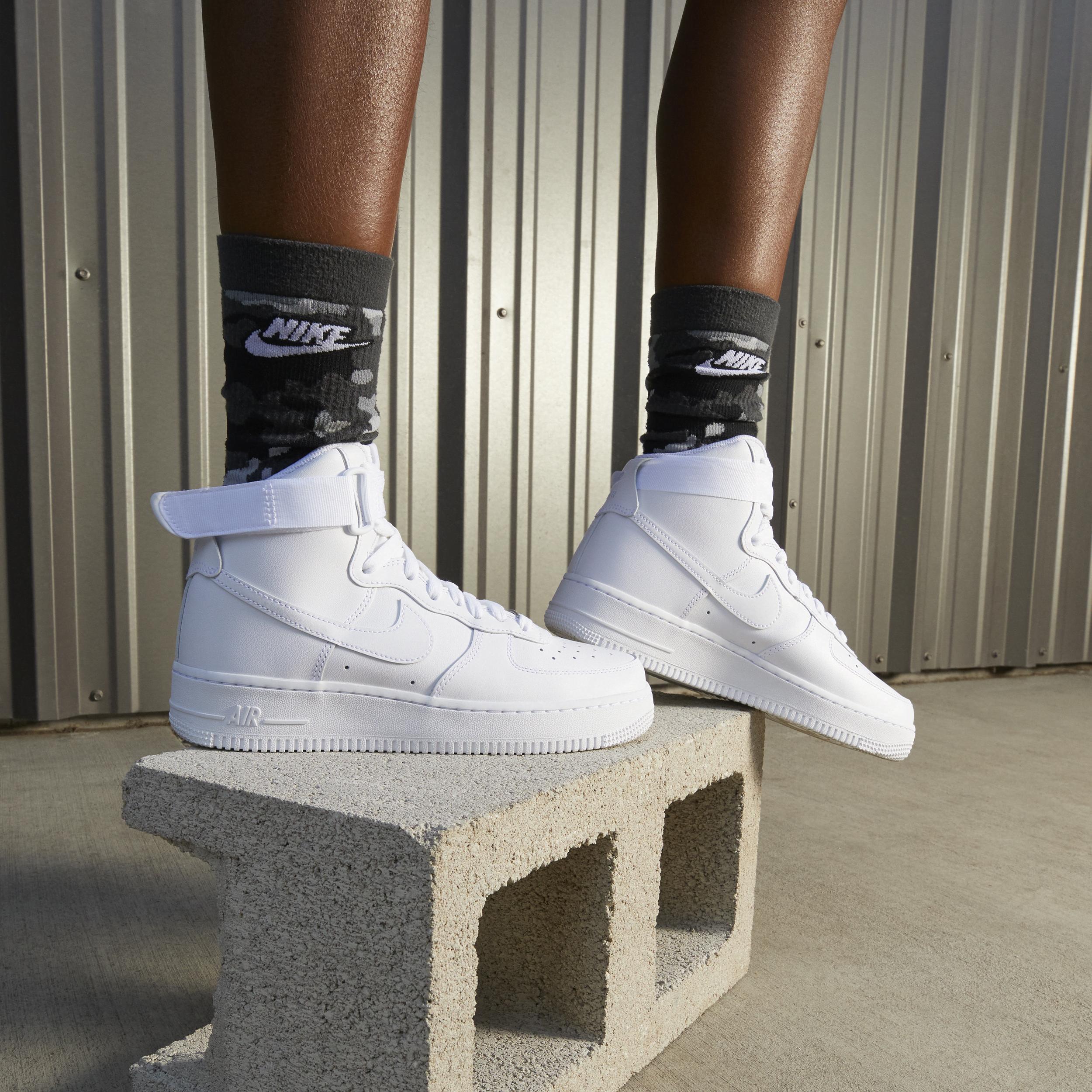 Nike Women's Air Force 1 High Shoes Product Image