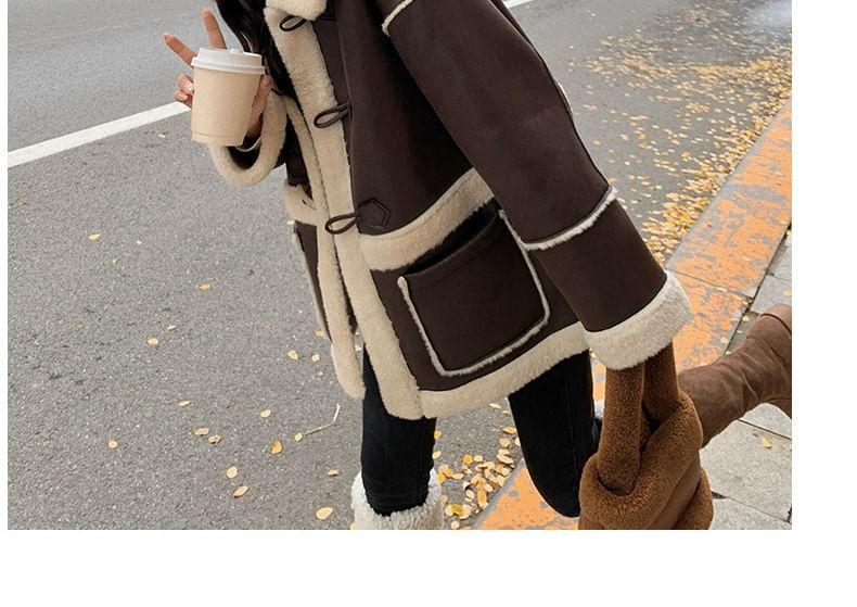 Collar Two Tone Fleece-Lined Toggle Coat Product Image