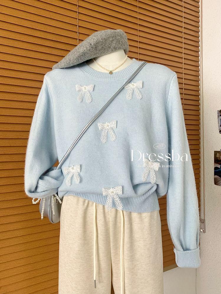 Round Neck Bow Applique Sweater Product Image