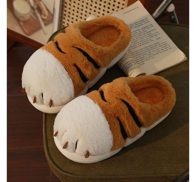 Tiger Paw Chenille Fleece-Lined Home Slippers Product Image