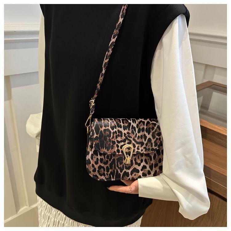 Leopard Patterned Flap Crossbody Bag Product Image