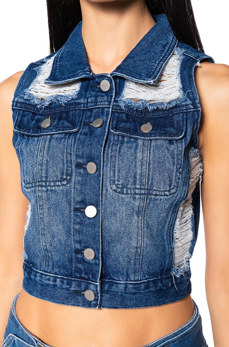 EVERYDAY FITTED DENIM VEST Product Image