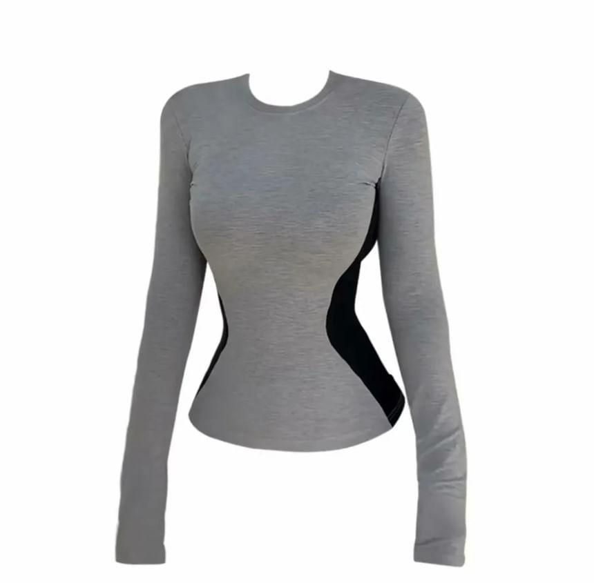 Long-Sleeve Crewneck Plain T-Shirt Product Image