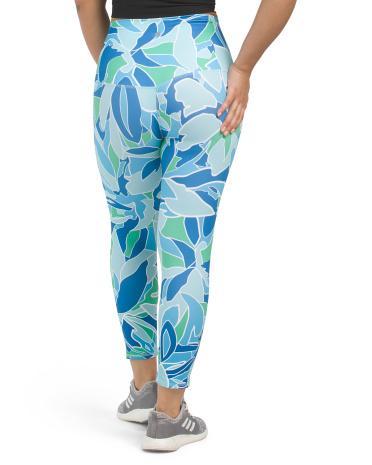 Printed Peached Capri Leggings for Women Product Image