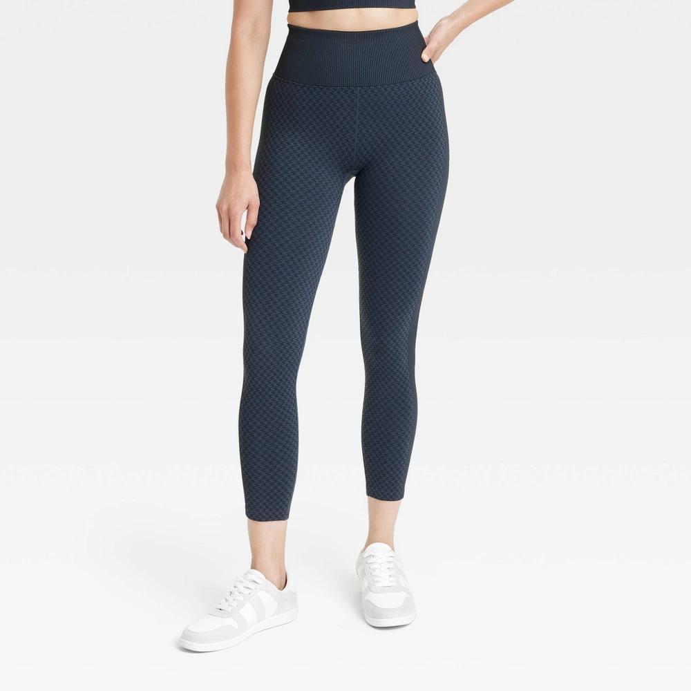 Womens Seamless High-Rise Houndstooth Jacquard 7/8 Leggings - All In Motion Dark Blue L product image