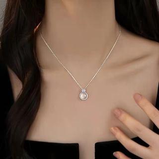 925 Sterling Silver Round Gemstone Pendant Necklace Product Image