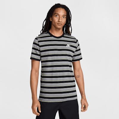 Nike Club Men's T-Shirt Product Image