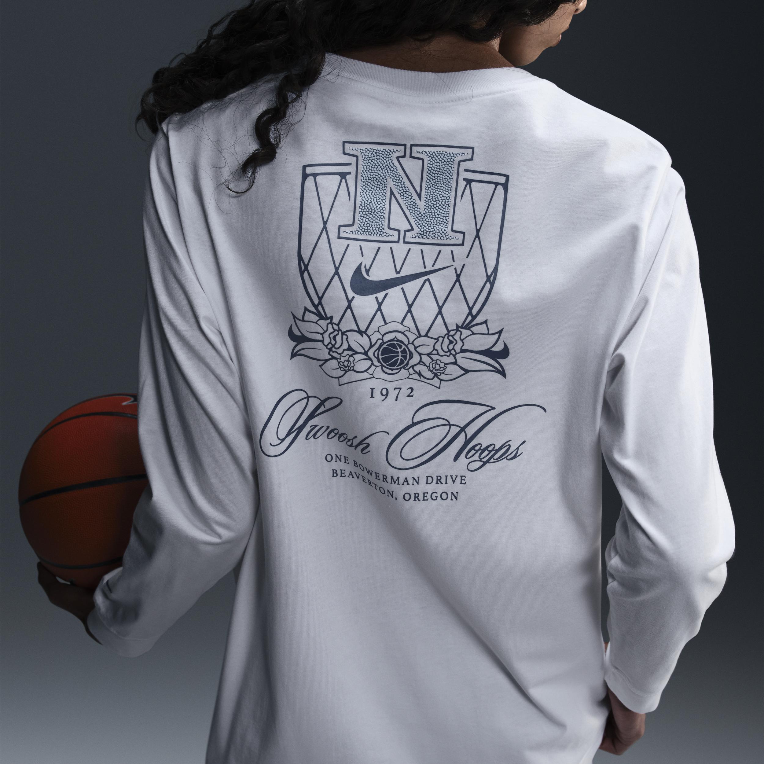 Nike Women's Long-Sleeve Graphic Basketball T-Shirt Product Image