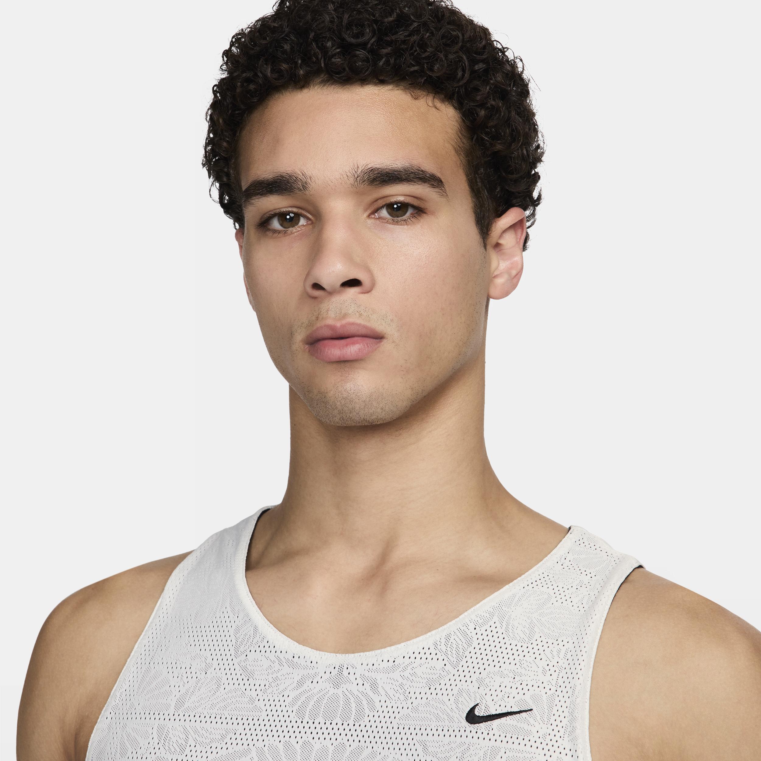 Nike Men's Standard Issue Dri-FIT Reversible Basketball Jersey Product Image