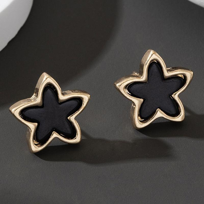 Star Stud Earring Product Image